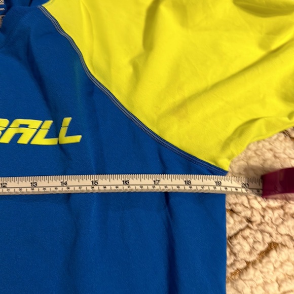 Big boys under armour bundle 2 pair of shorts, 4 shirts sizeYL to  YXL or 14/16. - Picture 7 of 15